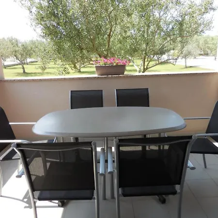 Appartamento Olive Garden Zaton (Zadar)